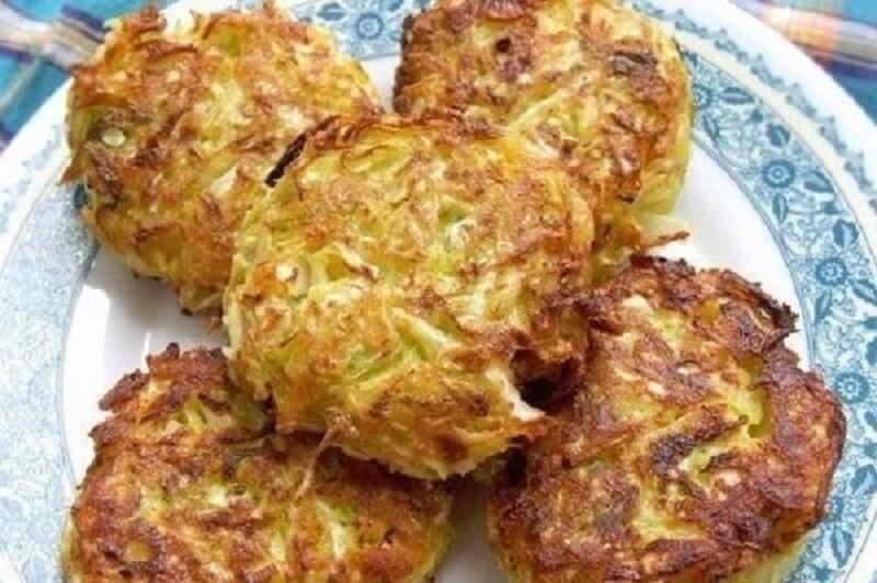 Котлеты из моркови самый вкусный рецепт с манкой и яйцом на сковороде с фото